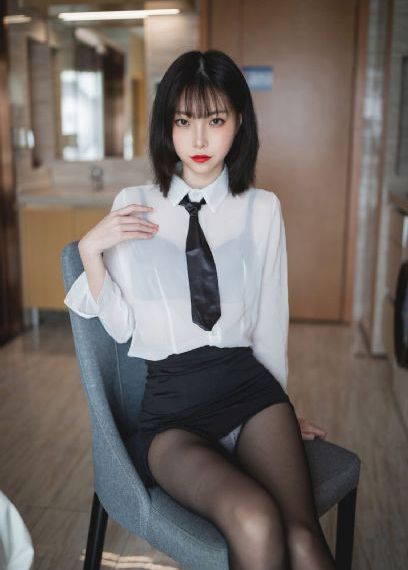 丰满人妻一区二区三区四季av_BD电影在线观看