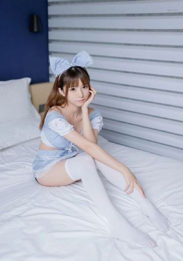 97碰碰人妻中文字幕_超清高清完整版播放