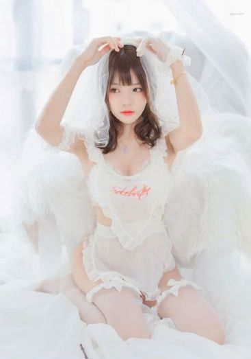饥渴少妇野战高潮嗷嗷叫_720电影全集观看